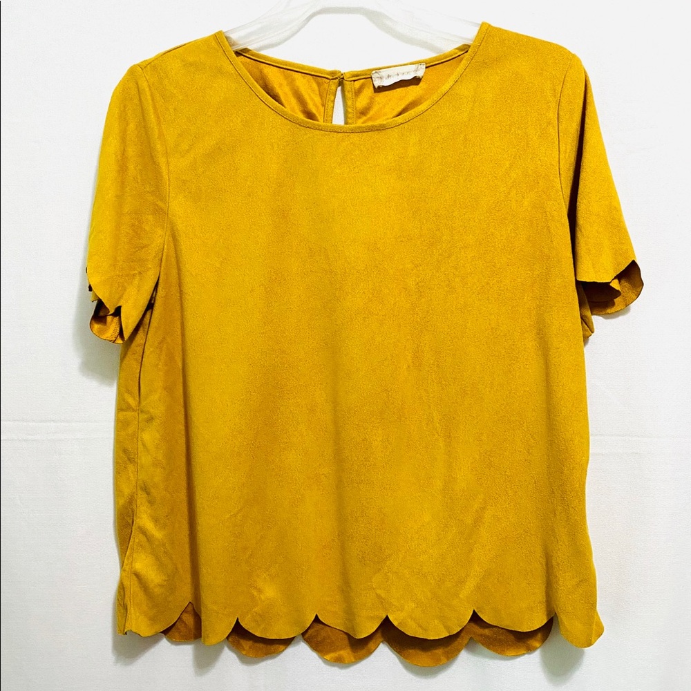 ALTAR'D STATE scallop trim top yellow